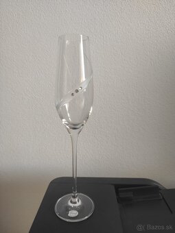 Za symbolickú cenu poháre na stopke s kameňmi Swarovski - 2