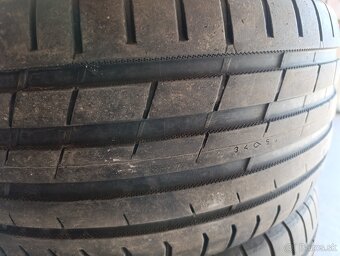 Predám nokian tyres powerproof 1 235 40 r18 - 2