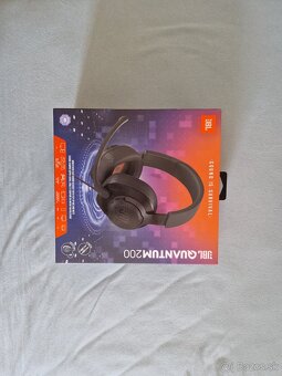 Sluchadlá JBL Quantum 200 - 2