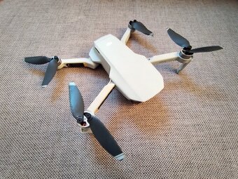 Dron Dji mavic mini - 2