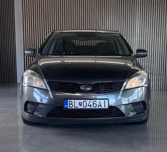 KIA Ceed 1.6 CRDI 2010/Slovák / 171 tisíc km - 2