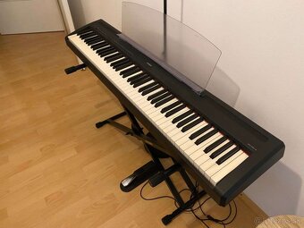 Yamaha Digitál piano p85 - 2