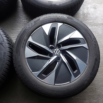 Zimná sada elektrónov Volkswagen ID4 ID5 R19 5x112 - 2