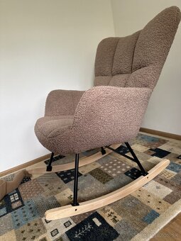 Hojdacie kreslo hnedé  do obývačky/ na kojenie / relaxovanie - 2