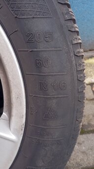 Zimné 205/60r16 - 2