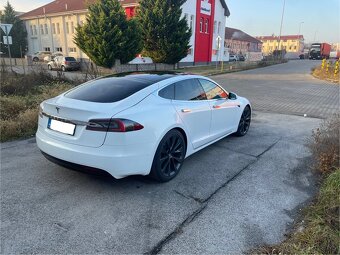 TESLA MODEL S - 2