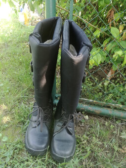 PRODÁM JEZDECKÉ TERMOBOTY - 2