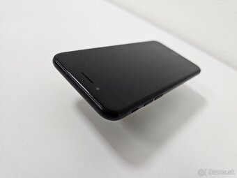 Apple iPhone SE2020 100% batéria - 2