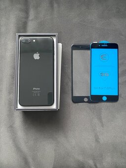  Apple iPhone 8 Plus 64GB Space Gray - 2