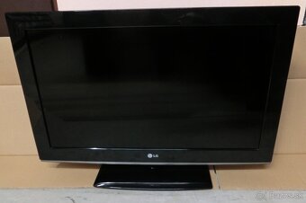 Lcd televízor LG 32LK330 . - 2