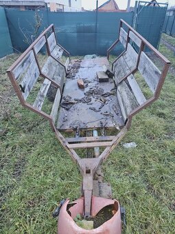 Vlečka s pohonom - 2