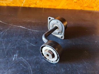 Napínák řemenu BMW - 2