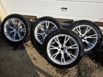 Predám originál Tesla Model Y 19" GEMINI disky + letné pneu - 2