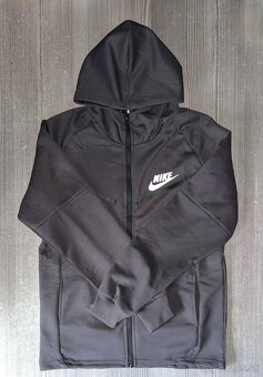 Nike Tech Fleece - 2