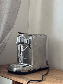 Kavovar Nespresso Creatista - 2