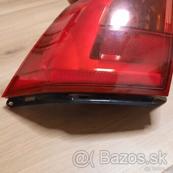 Predám zadné svetlo na Volvo V90 - 2