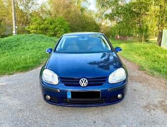 VW Golf5 1.6 75kw - 2