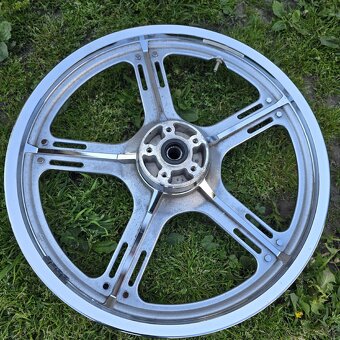 H-D 21'x2,15 front wheel - 2