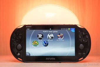 Sony PS Vita 2000 64 GB s GTA San Andreas, Max Payne... - 2