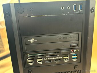 Počítač s Windowsom 11, Intel Core i7 3GHz, 12GB RAM, SSD - 2