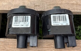 VW GOLF 6/ PASSAT B6/B7 spínač svetiel 3C8941431 - 2