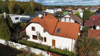 6-izbový rodinný dom s dvojgarážou v Malinove - 2