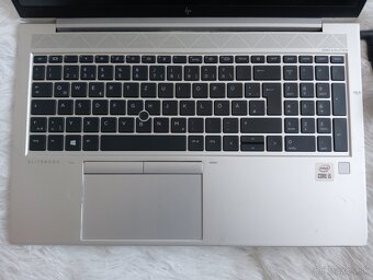 predám Hp elitebook 850 g7 , Intel i5,16gb ram ,256gb ssd - 2