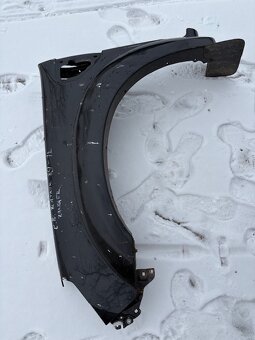 Predám L.Pr. blatník na Ford Ranger 09-11 - 2