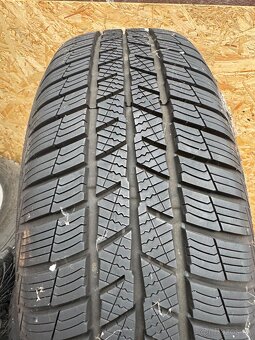 dacia duster zimne 215/65r16 - 2
