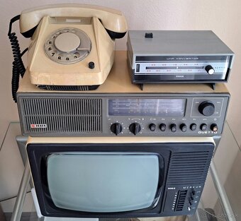 Staré elektro TESLA - 2