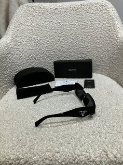 Prada Slnečné Okuliare S Balením - 2