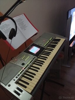 Predám Yamaha psr 3000 - 2
