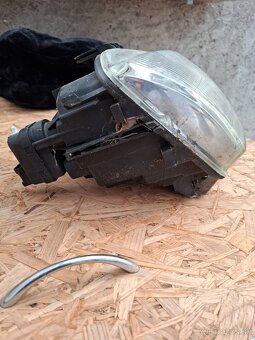 Renault Megane 1 pravé predné svetlo - 2