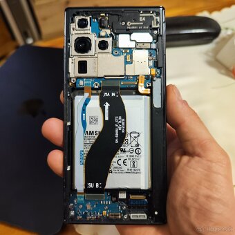 Samsung Galaxy S22 Ultra - 2