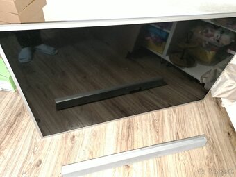 Predám TV Philips 58PUS8545 + sounbar - 2