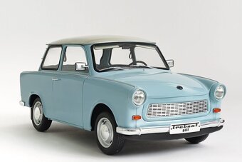 Trabant 601 de Luxe 1:8 Hachette - 2