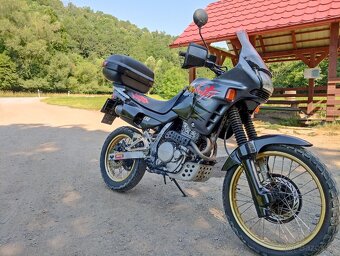 Honda NX 650 Dominator - 2