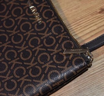 Crossbody kabelka Calvin Klein - 2