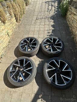Disky original skoda Superb-Vega 5x112 r18 ako nove - 2