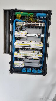 Partia 5 elektrikárov hľadá nové zákazky - 2