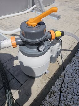 Bestway Pieskové filtračné čerpadlo s časovačom 5678 l/h 230 - 2
