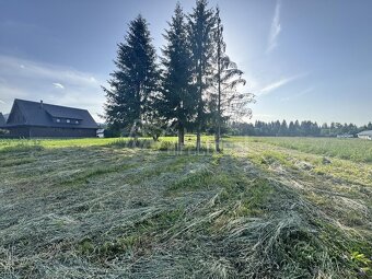 Stavebný pozemok v malebnom podhorskom prostredí - Lazi… - 2