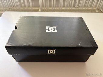 DC SHOES - 2