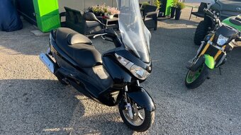 Suzuki Burgman UH 200 - 2
