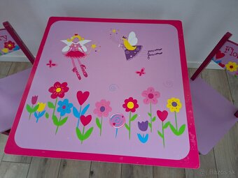 Detský drevený stôl a stoličky - 2