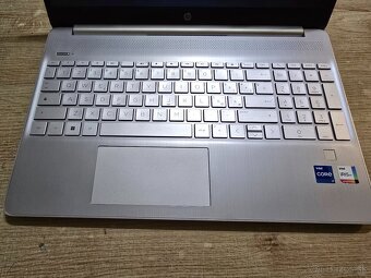HP Pavilion 15s s i7 procesorom 12 generacie 16gb ram a 512g - 2