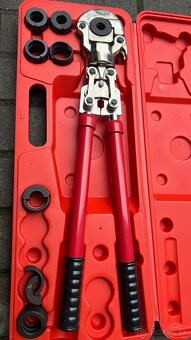 Hydraulické lisovacie kliešte na rúry - 2