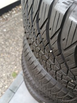 Yokohama 225/60 R18 celoročne 4ks - 2