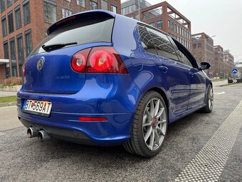 VOLKSWAGEN GOLF R32 3.2 V6 - 2
