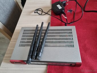 Zyxel USG20W-VPN, Ubiquiti UniFi USG, EdgeSwitch 8 POE - 2